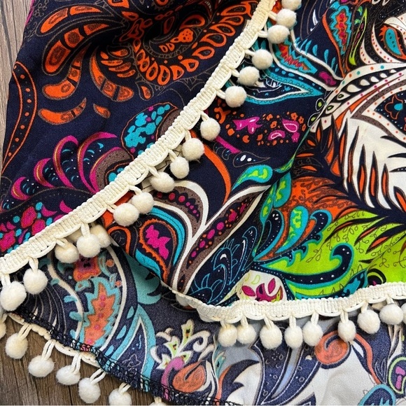 Rue21 Women’s Multicolor Pom Pom Shorts Elastic Waistband Loose Fit Size S - Picture 6 of 10